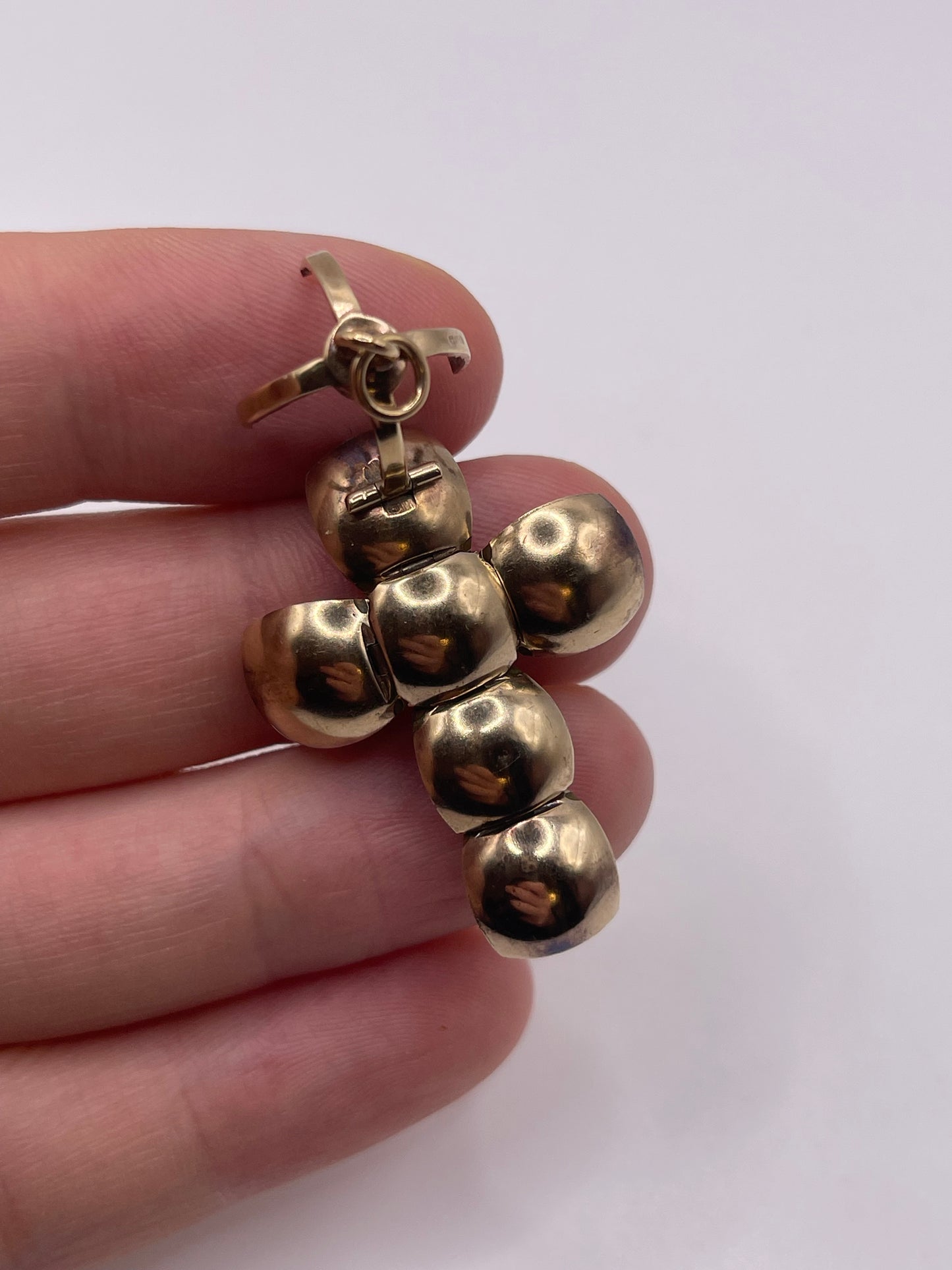9ct gold and silver Masonic ball pendant