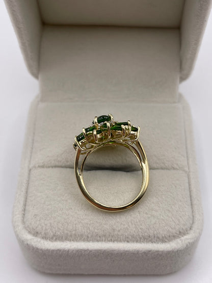 9ct gold diopside and diamond cluster ring