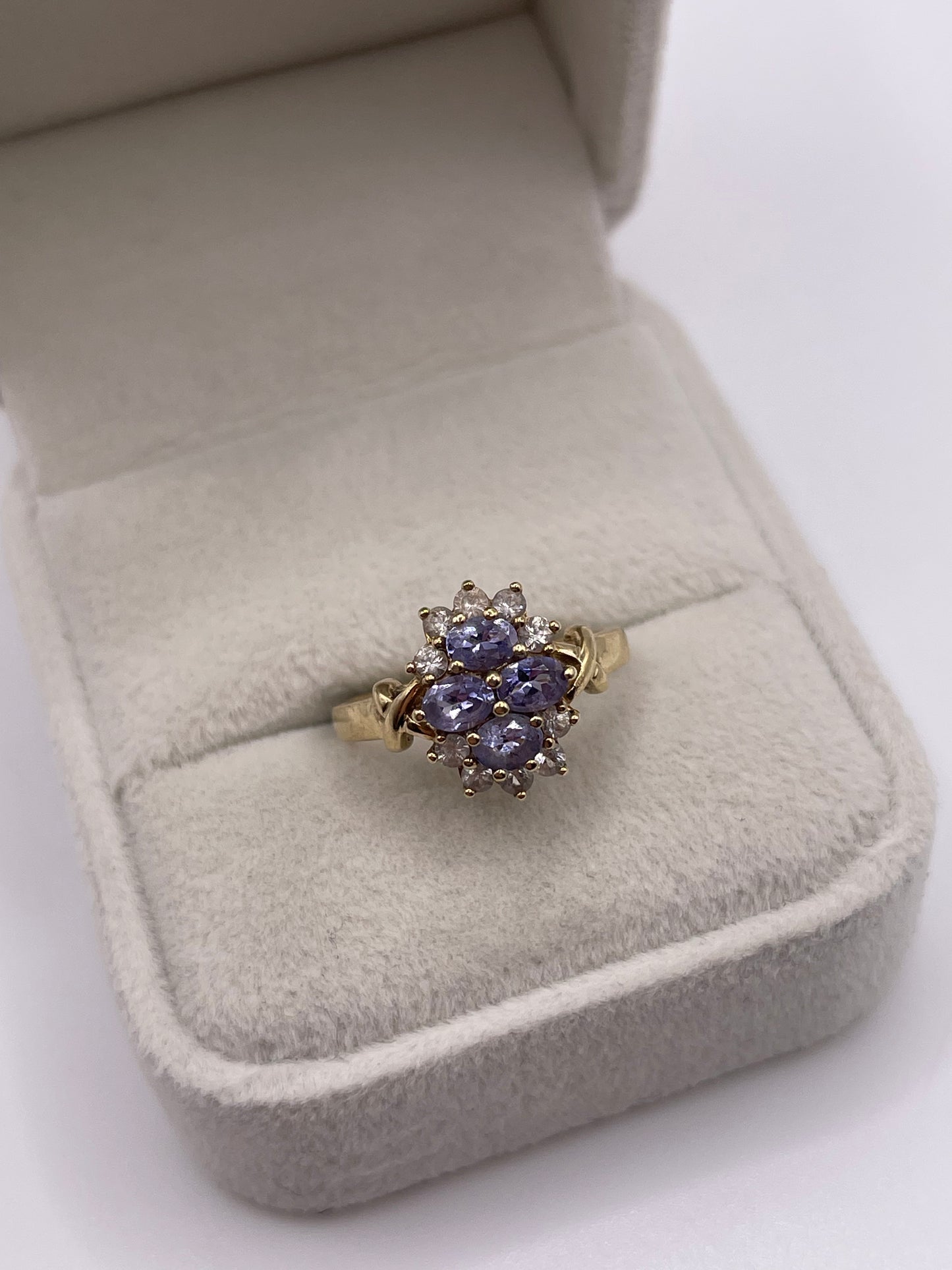 9ct gold tanzanite and zircon ring