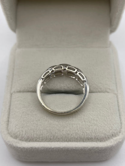 9ct white gold diamond ring