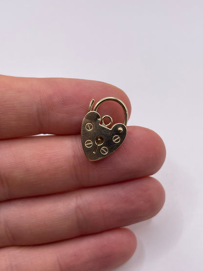 9ct gold padlock 9