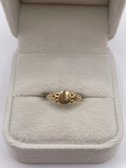 9ct gold signet ring