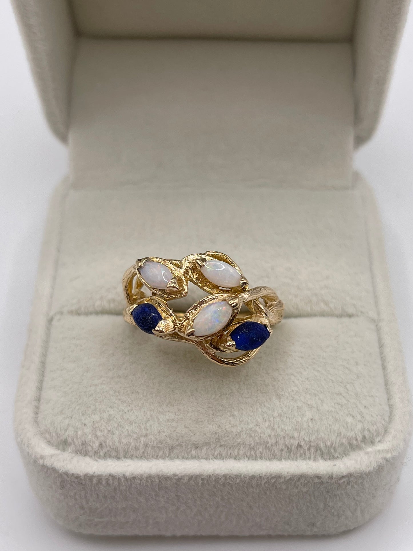 9ct gold opal and lapis lazuli ring