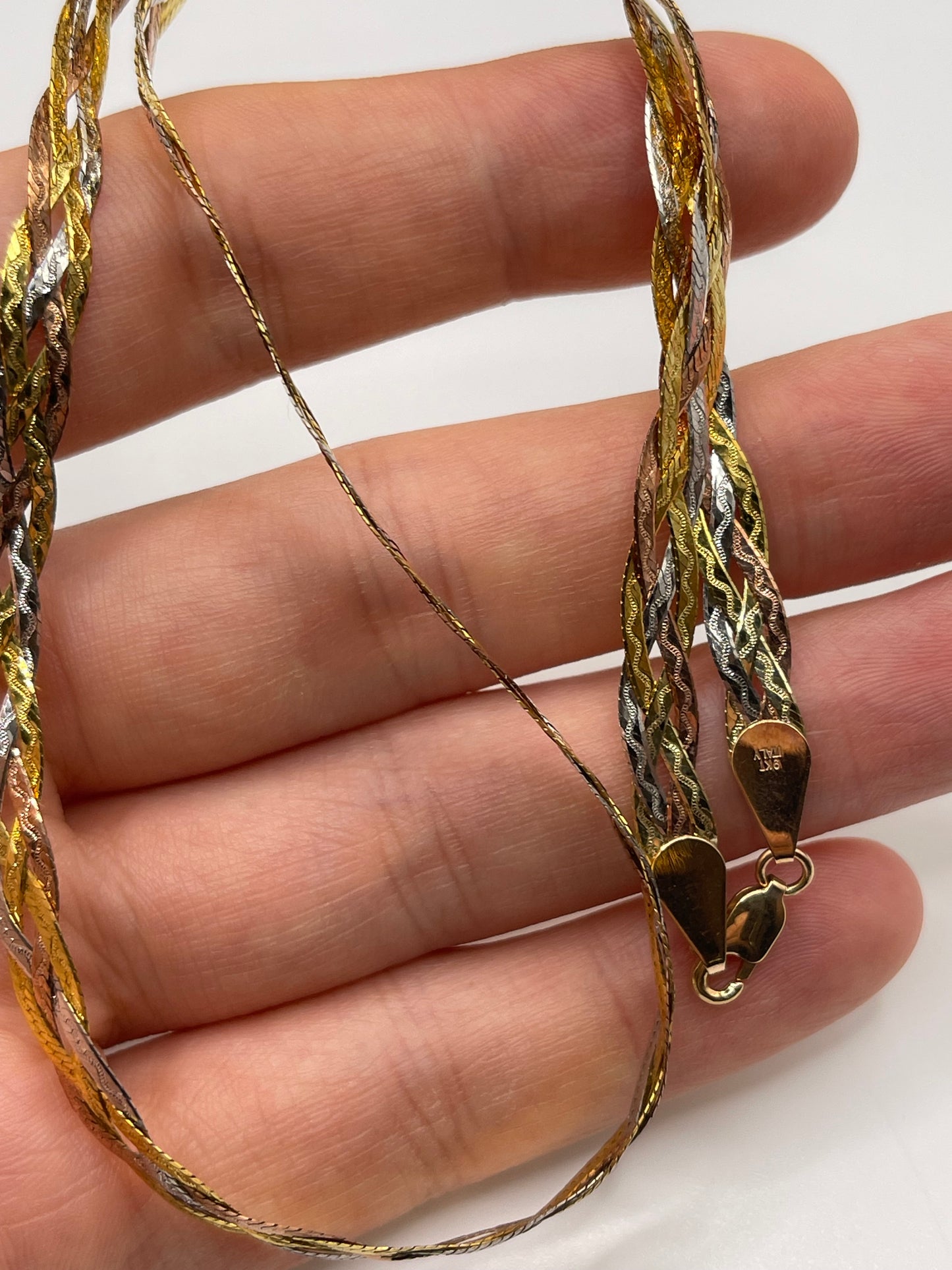9ct gold chain 285