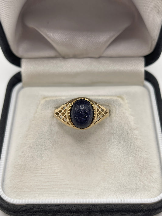 9ct gold goldstone ring