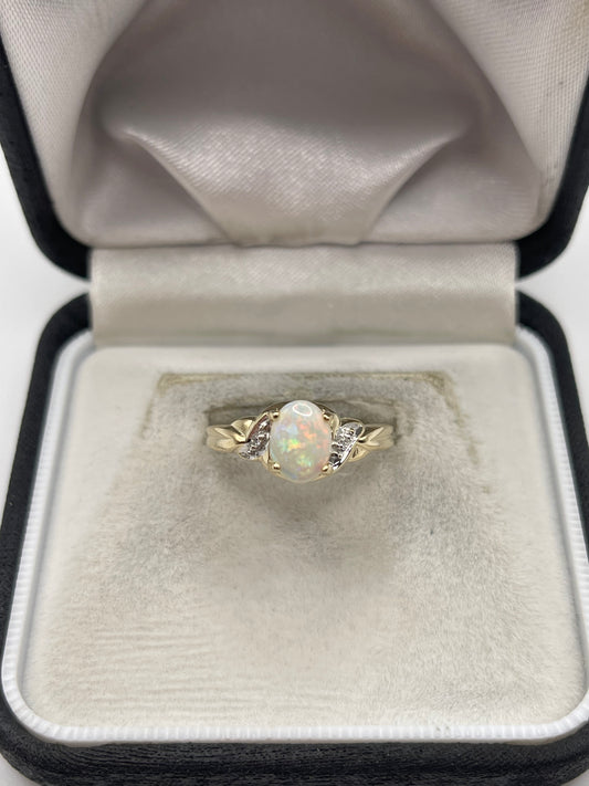 9ct gold opal and diamond ring