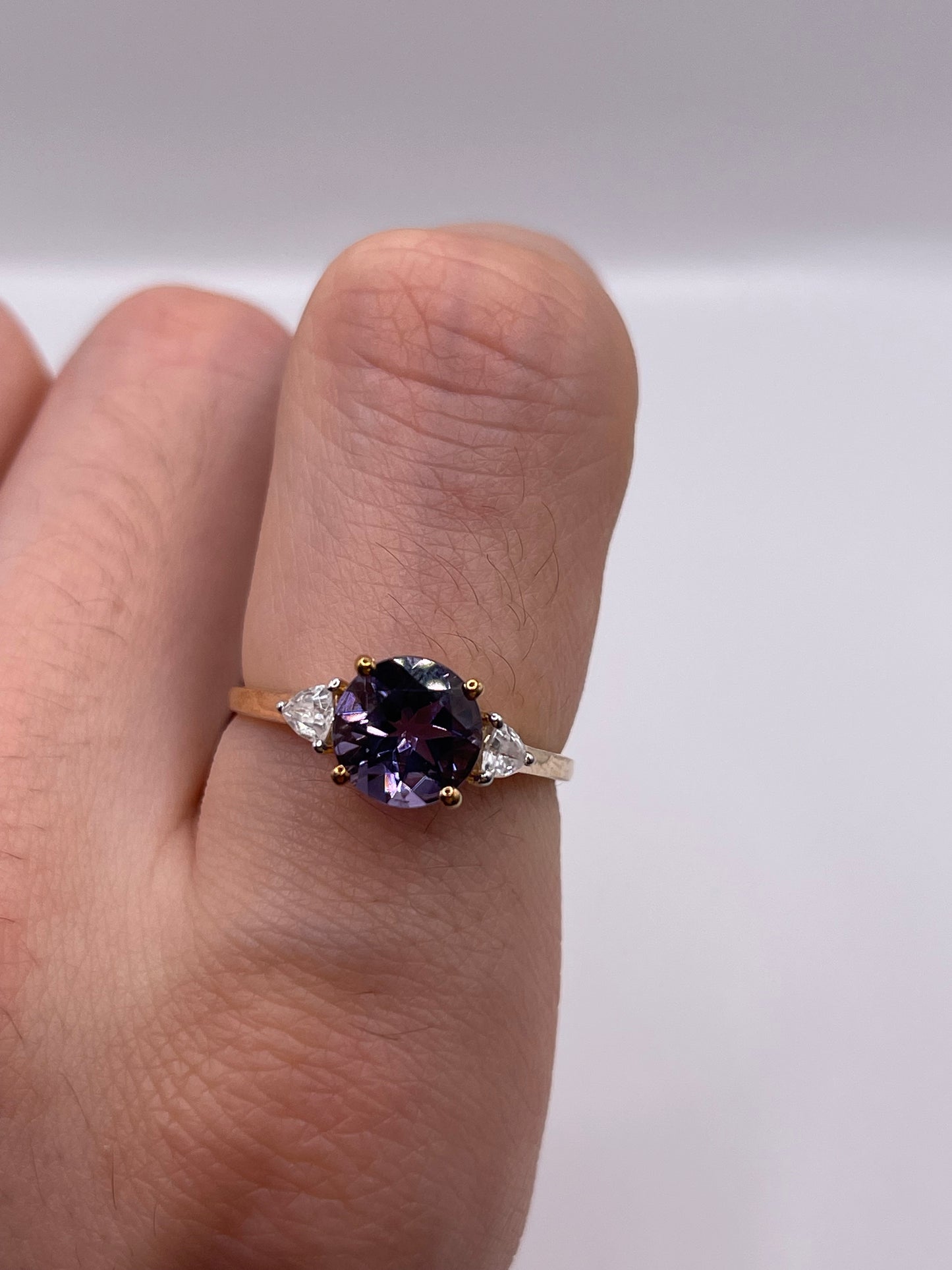 9ct gold blueberry quartz and zircon ring