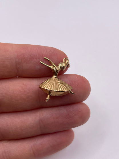 9ct gold dancer charm