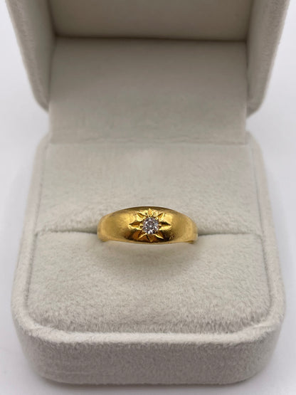 Antique 18ct gold diamond gypsy ring