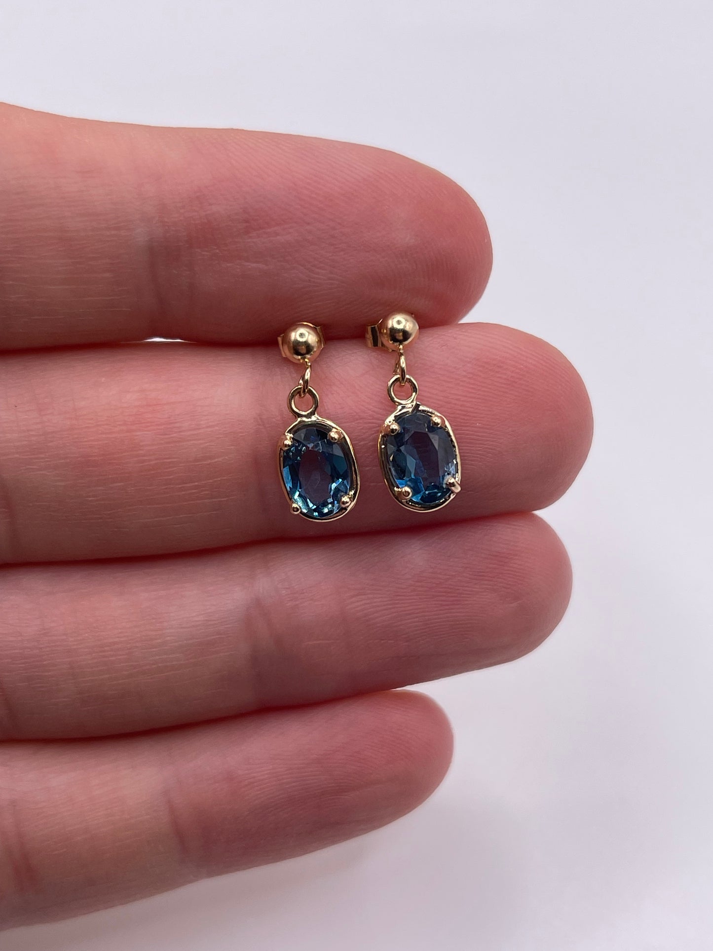 9ct gold topaz earrings