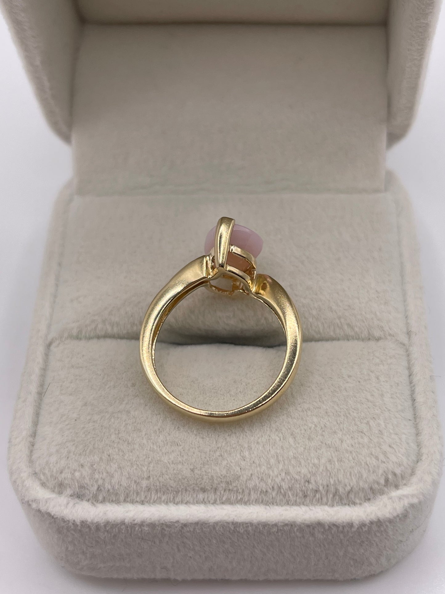 9ct gold pink opal ring