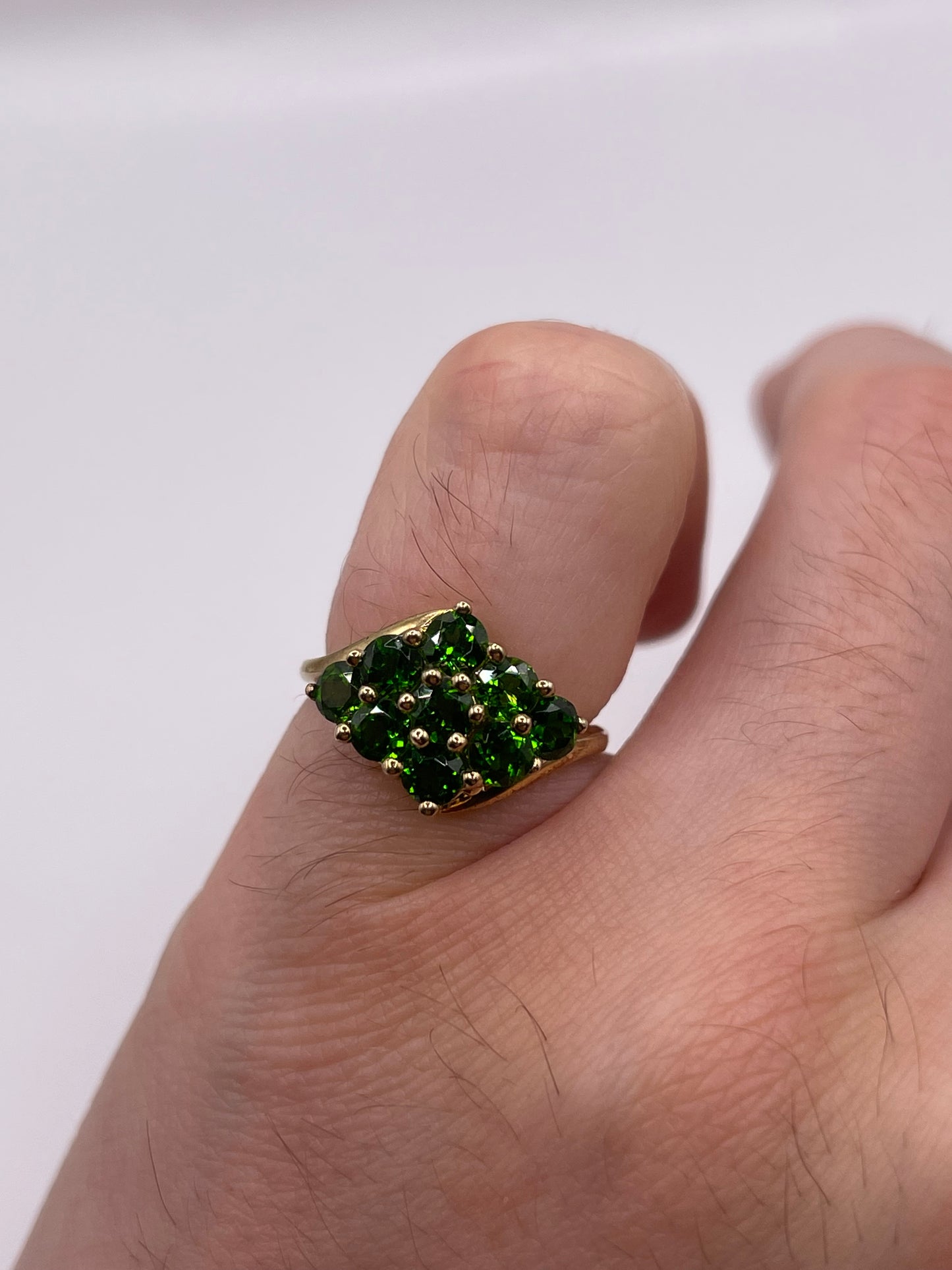9ct gold diopside cluster ring