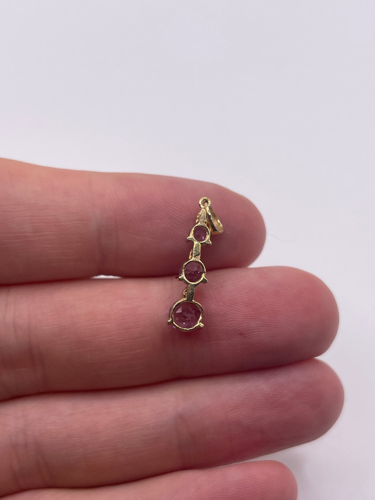 9ct gold amethyst and diamond pendant