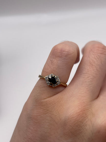 9ct gold sapphire and diamond ring