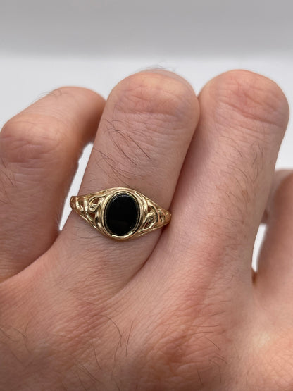 9ct gold onyx signet ring