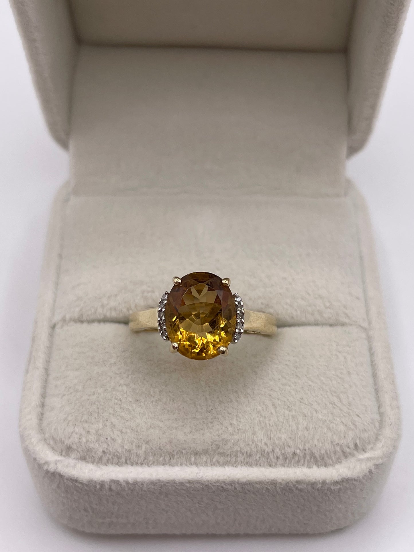 9ct gold citrine and diamond ring
