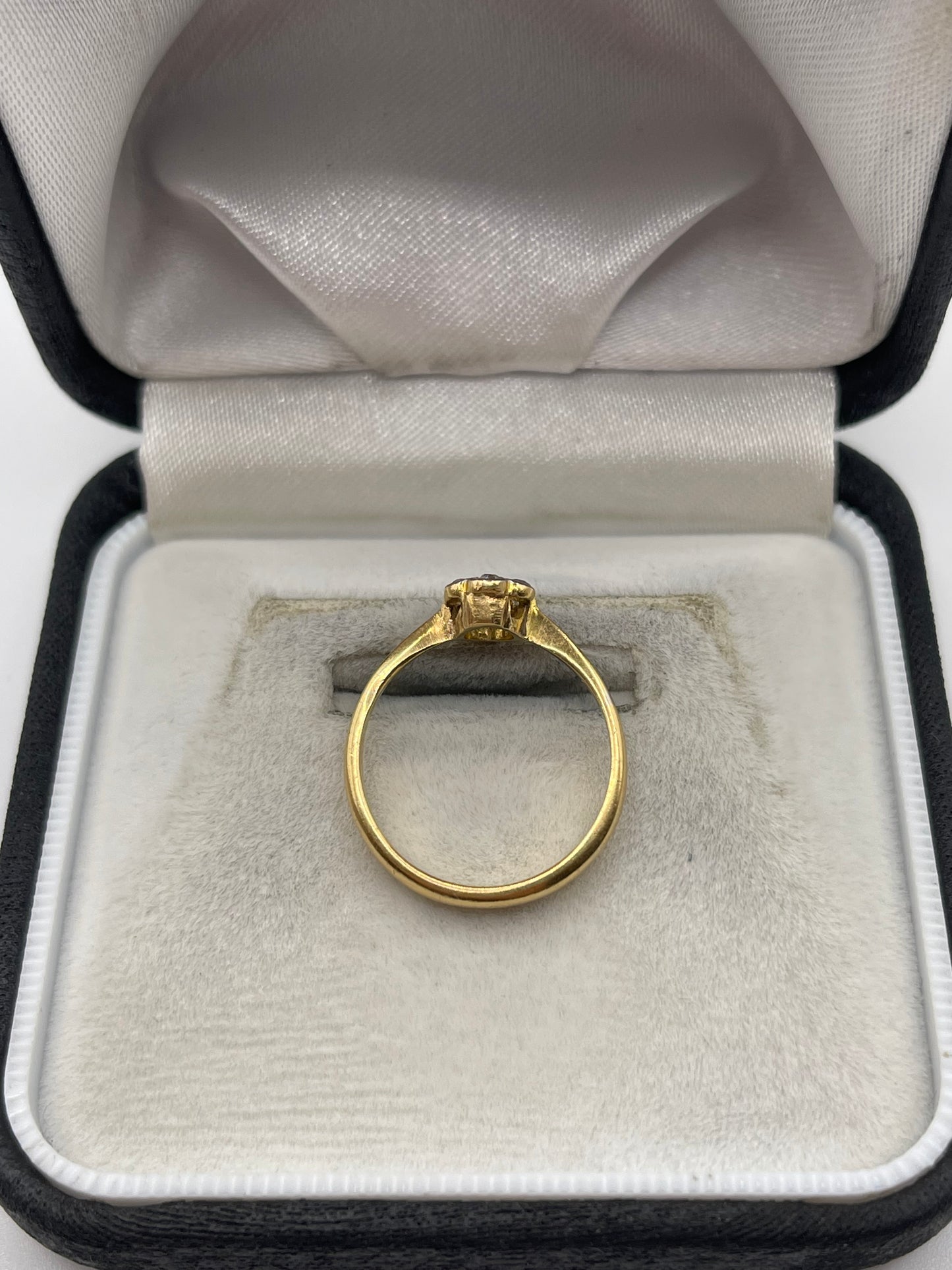 Antique 18ct gold platinum diamond ring