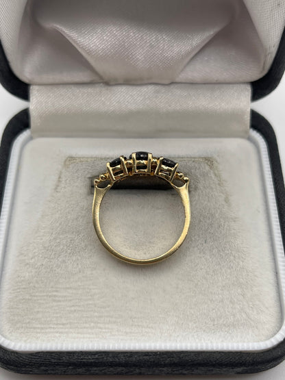 9ct gold sapphire ring