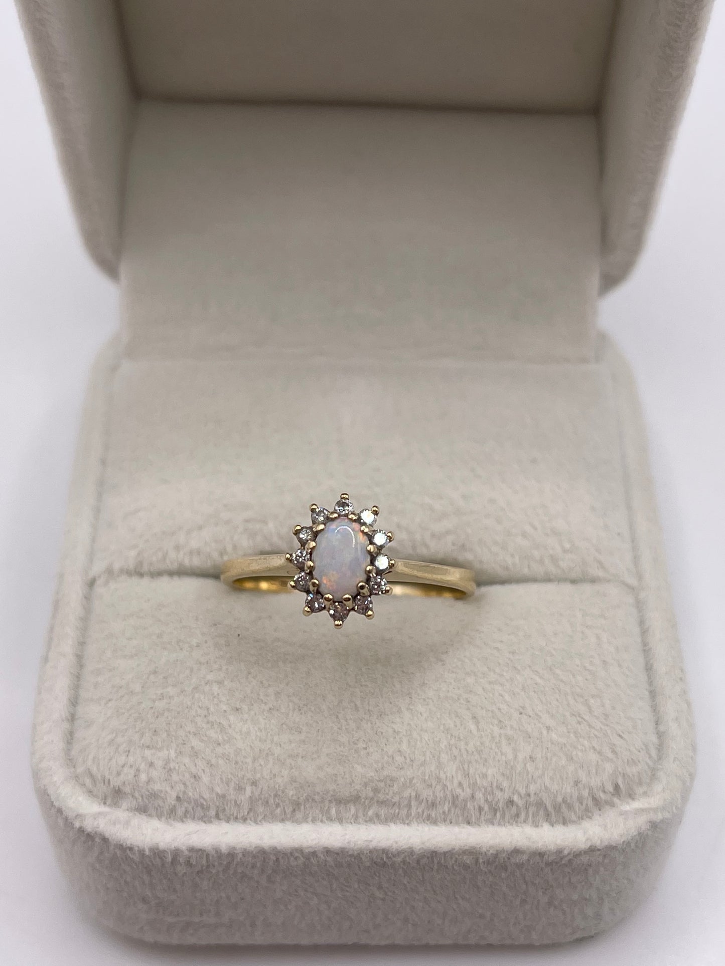 9ct gold opal and diamond ring