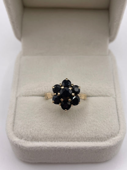 9ct gold sapphire cluster ring