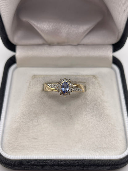 9ct gold sapphire and diamond ring