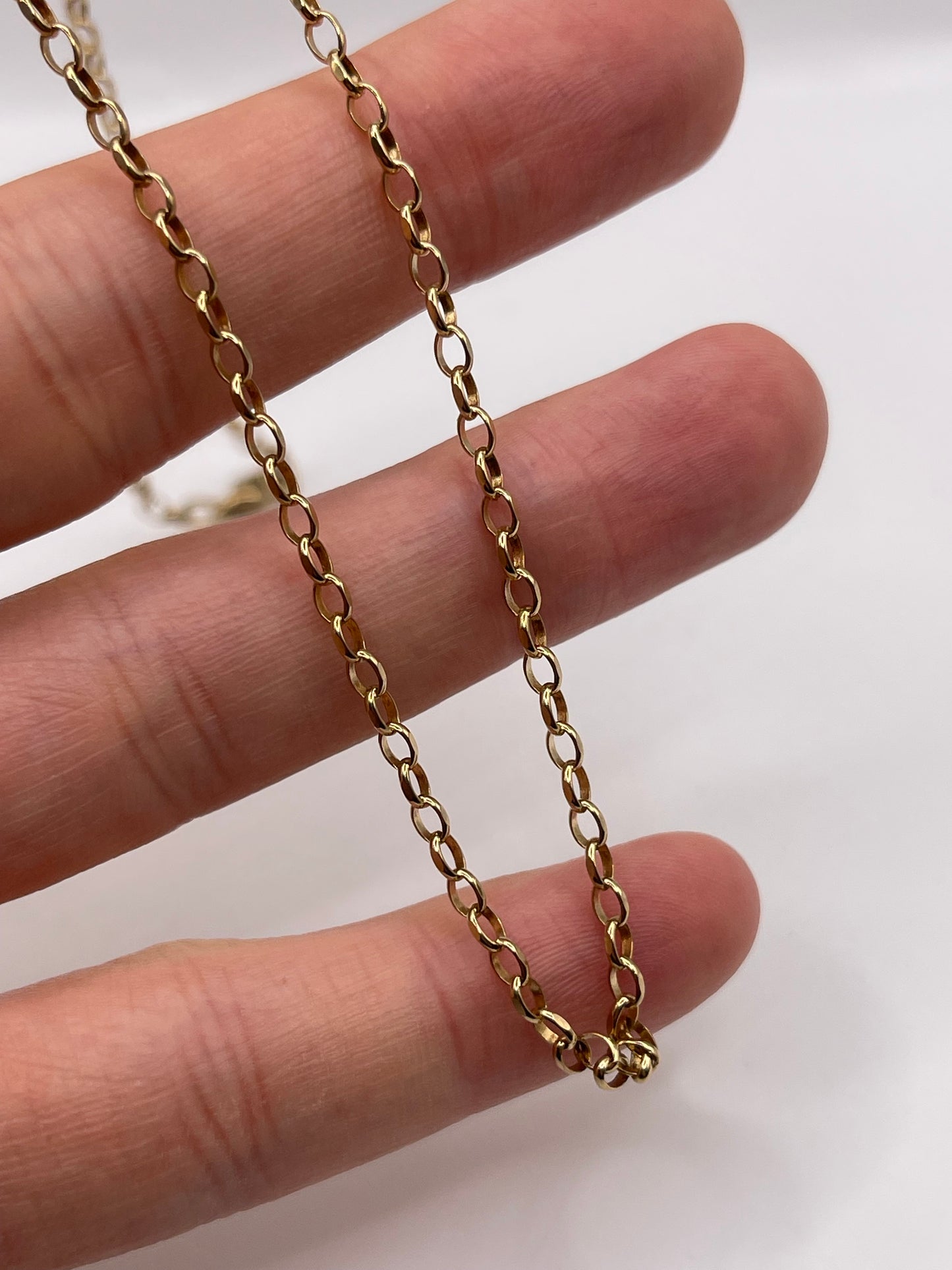 9ct gold chain 287