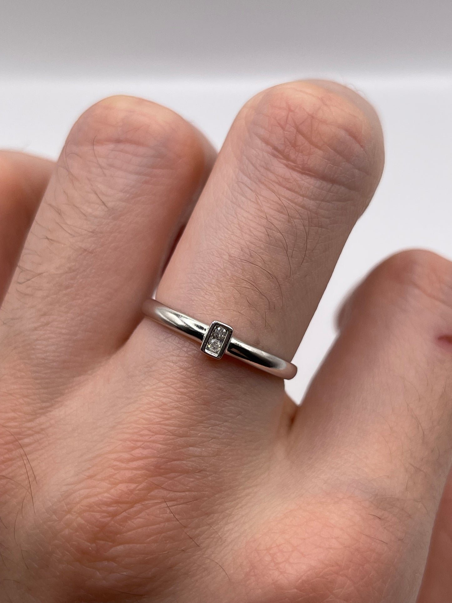 9ct white gold diamond ring