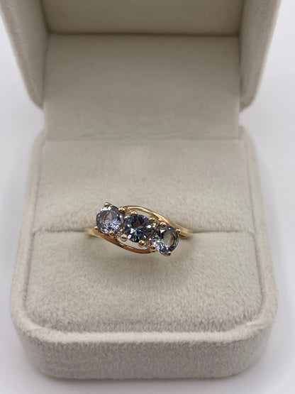 9ct gold tanzanite ring