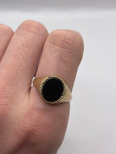 Load image into Gallery viewer, 9ct gold onyx signet ring
