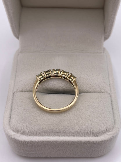 9ct gold green sapphire ring