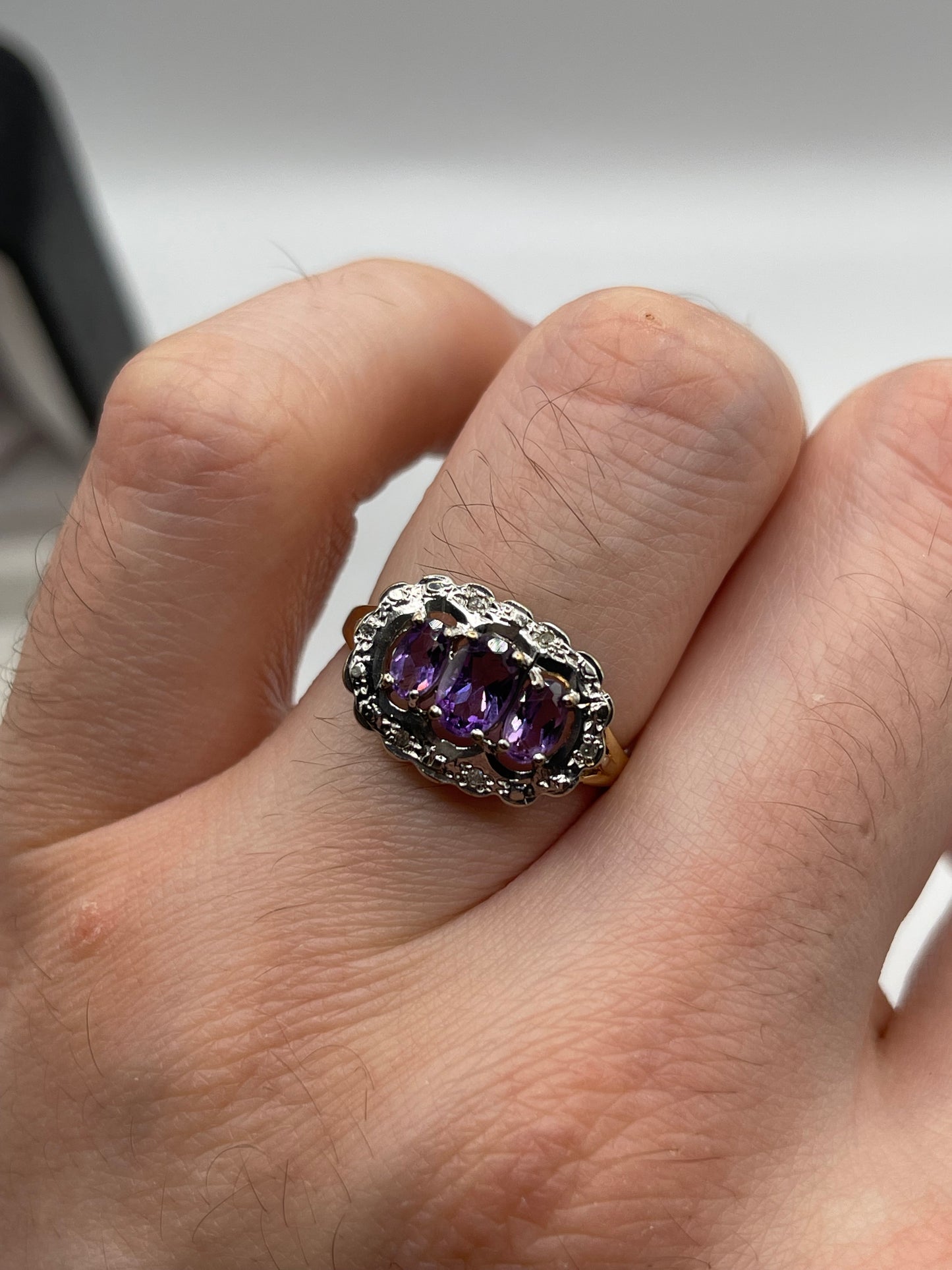 9ct gold amethyst and diamond ring