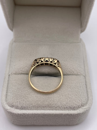 9ct gold sapphire and diamond ring