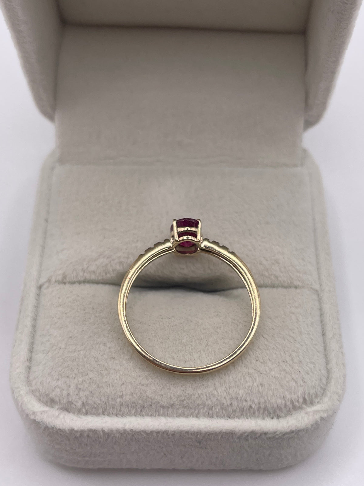9ct gold ruby and zircon ring