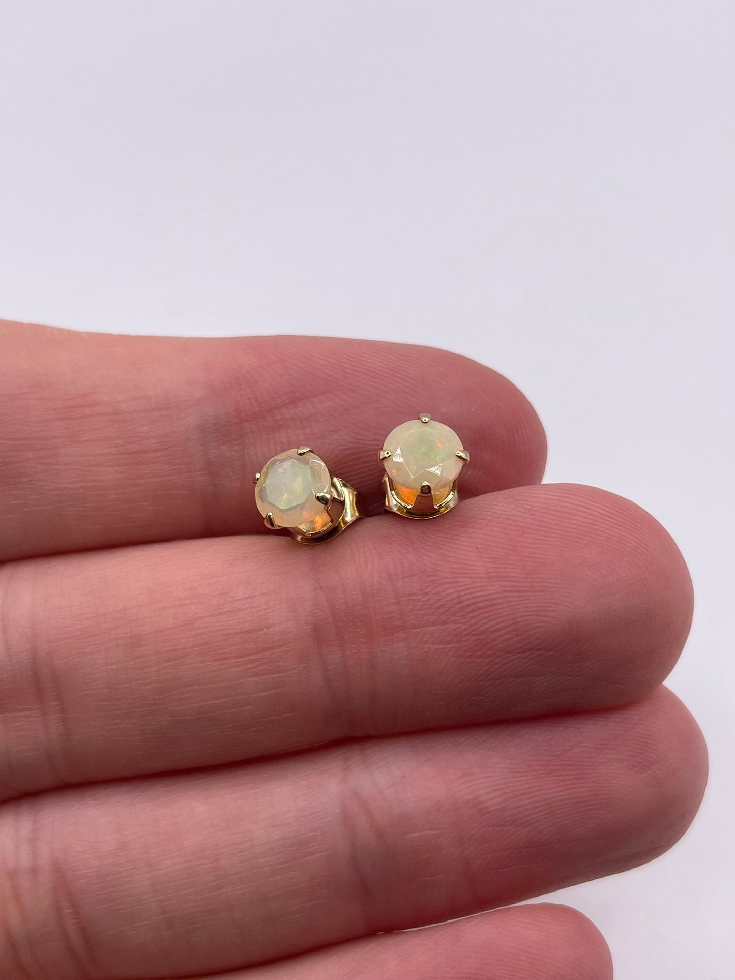 9ct gold opal earrings