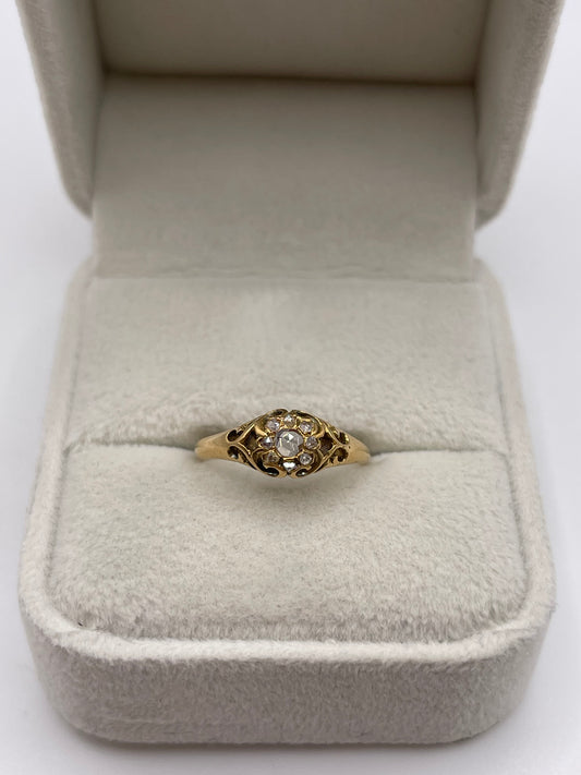 Antique 18ct gold diamond ring