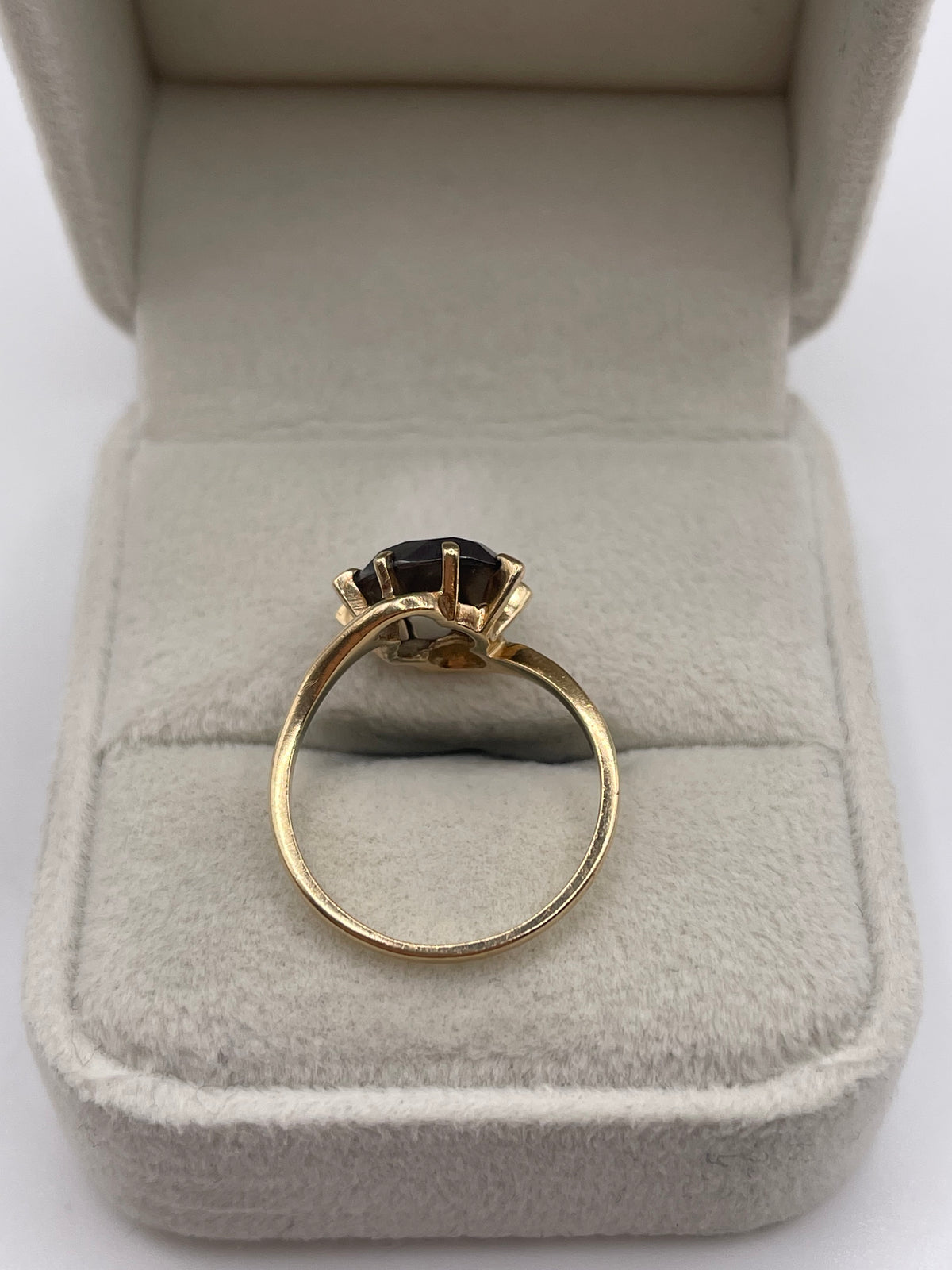 9ct gold hematite ring