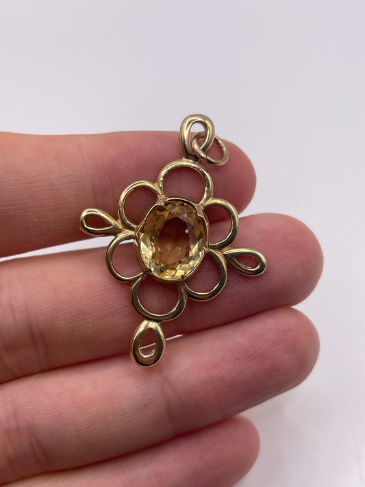 9ct gold citrine pendant