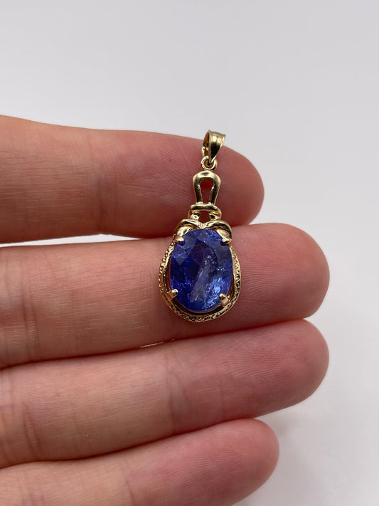 14ct gold tanzanite pendant