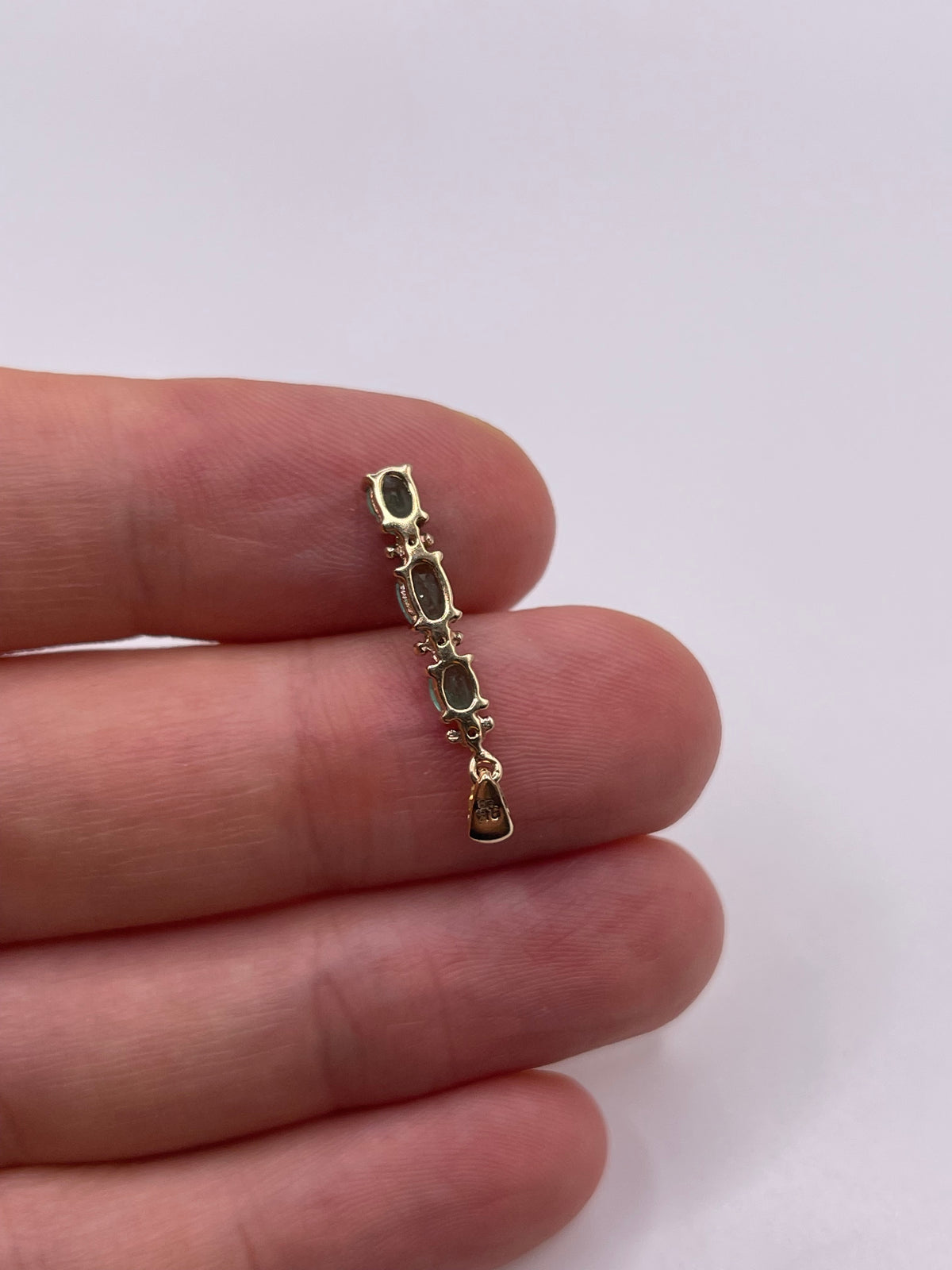 9ct gold emerald and diamond pendant