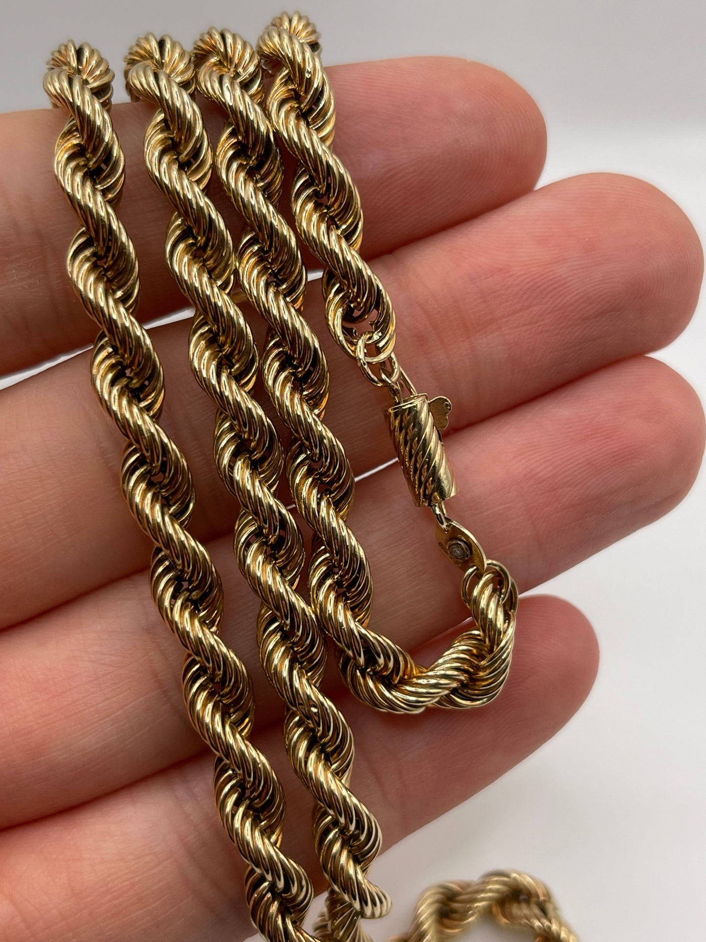 9ct gold chain 252