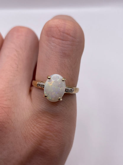 9ct gold opal and diamond ring