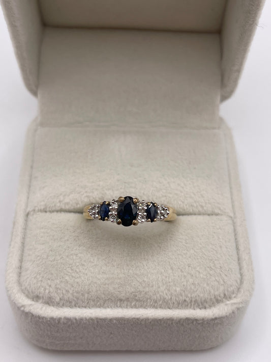 9ct gold sapphire and diamond ring