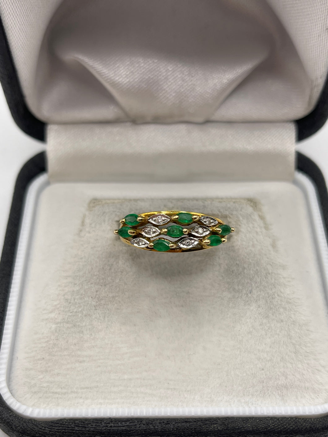 18ct gold emerald and diamond ring