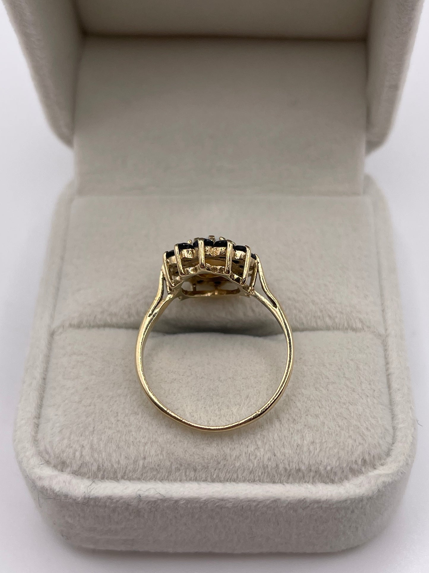 9ct gold opal and sapphire ring