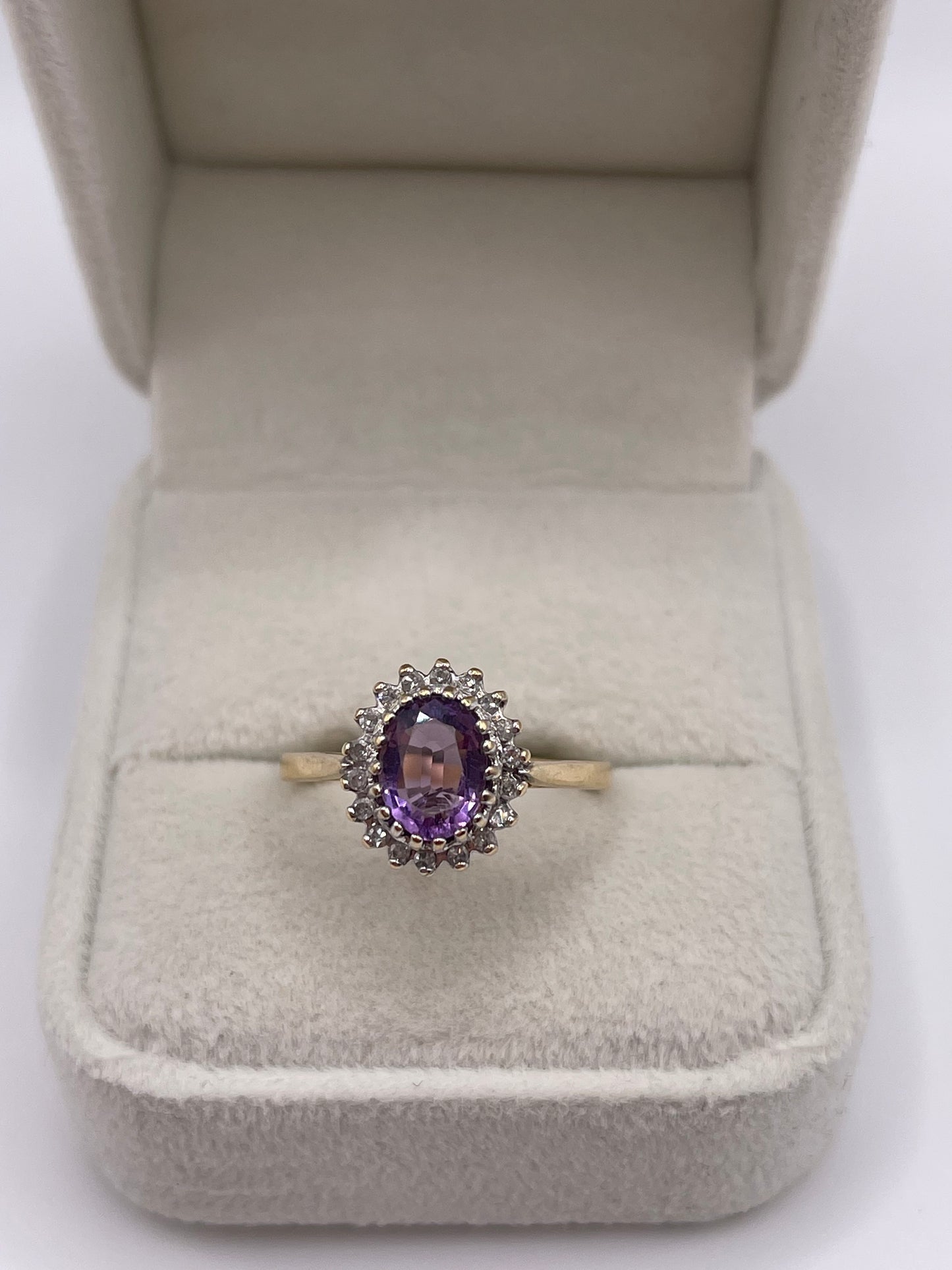 9ct gold amethyst and diamond ring