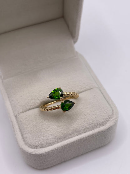 9ct gold diopside ring