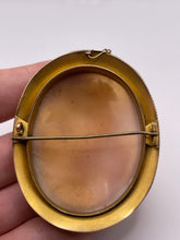 Load image into Gallery viewer, Antique 15ct gold Diana the huntress cameo brooch
