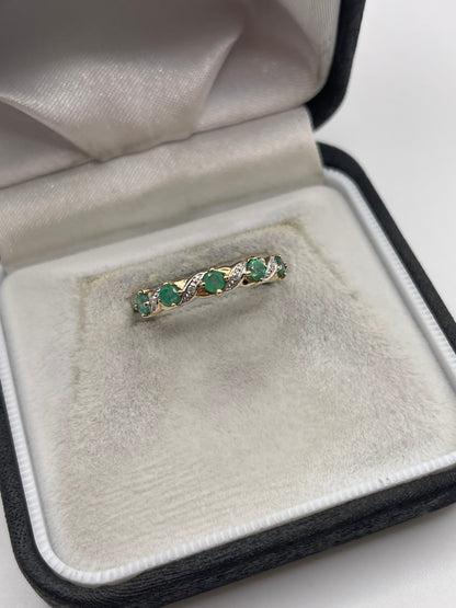 9ct gold emerald and diamond ring