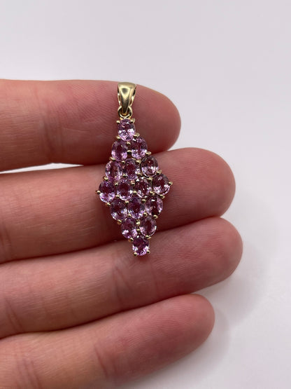 9ct gold pink sapphire pendant