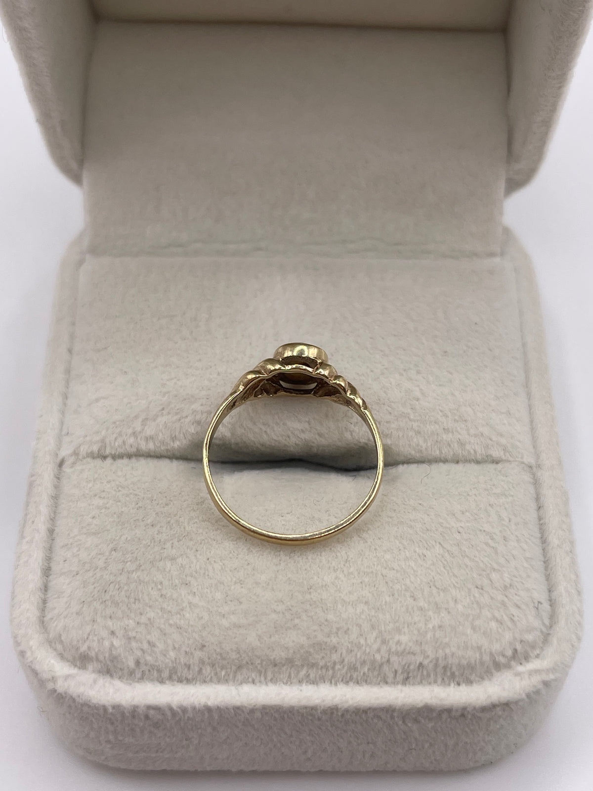 9ct gold blue John ring